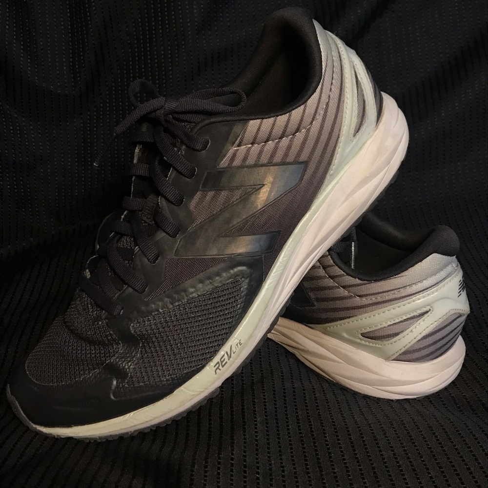 New Balance Strobe 2 Speed Ride Rev Lite w/ TBeam Women’s Size 9 Black/Grey/Mint